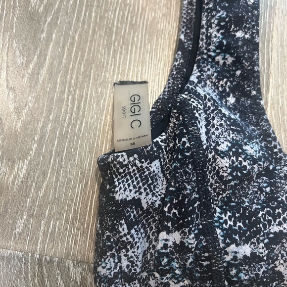 Gigi C Active Set - Picture 6 of 6